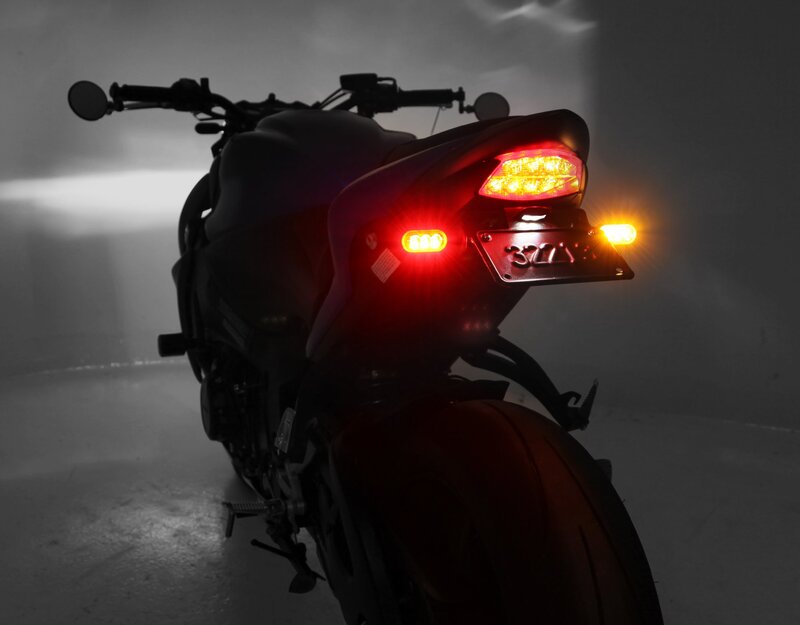DENALI T3 Switchback M8 LED 3in1 Blinker-Rücklicht-Kombination Gehäuse Schwarz / Linse Klar (Paar), Hinten – Bild 2