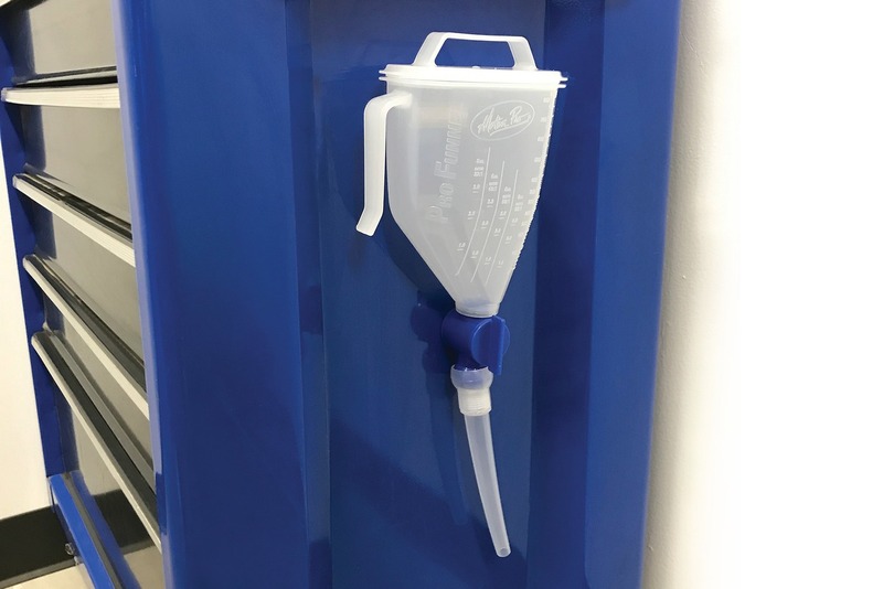 MOTION PRO Trichter mit Absperrventil 800ml – Bild 3