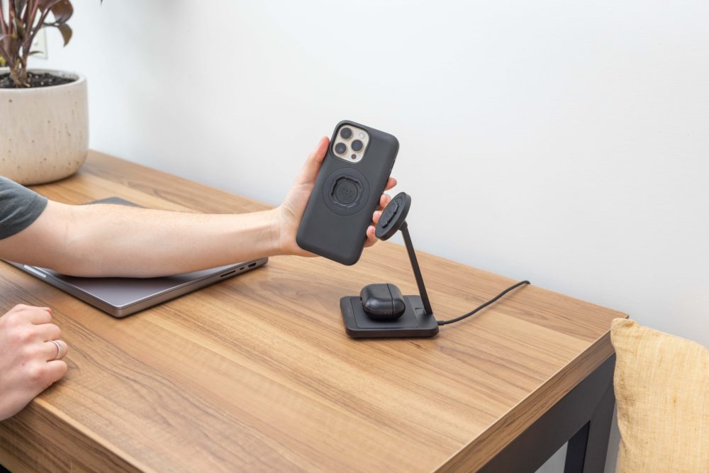 Dual Desktop Wireless Charger – Bild 2