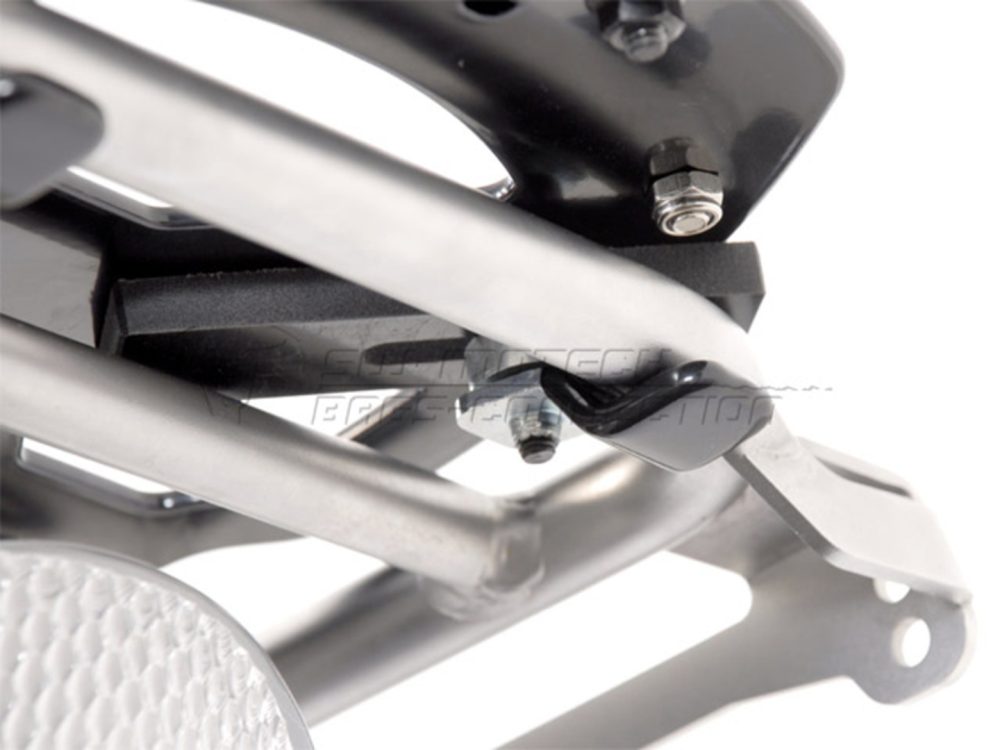 SW-Motech Alu-Rack Adapterplatte TraX Aluminium – Bild 4